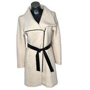 NWOT Soia & Kyo Boucle Wool Blend Asymmetrical Ivory Zipper Coat Women's Size S